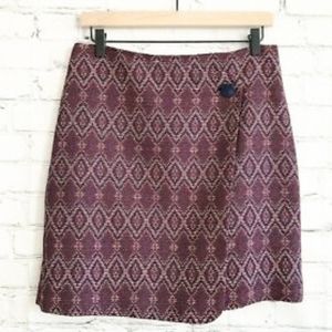 5️⃣ Loft Geometric Print Faux Wrap Skirt